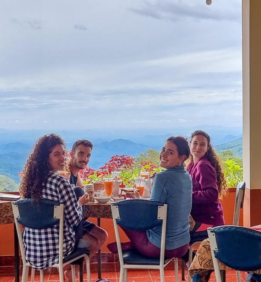 Hilltop Guest House Ella Bagian luar foto