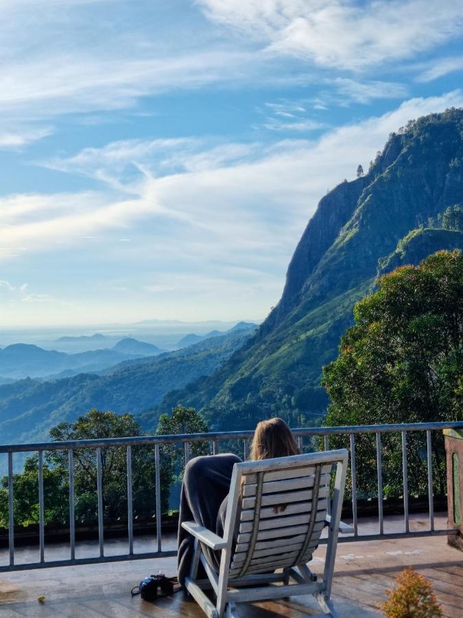 Hilltop Guest House Ella Bagian luar foto