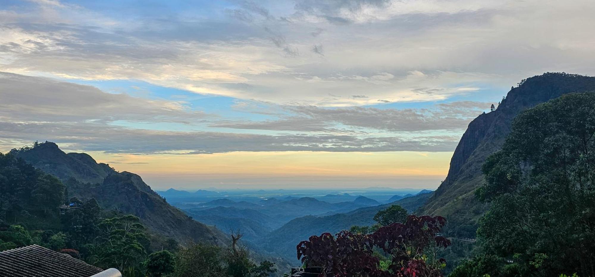 Hilltop Guest House Ella Bagian luar foto