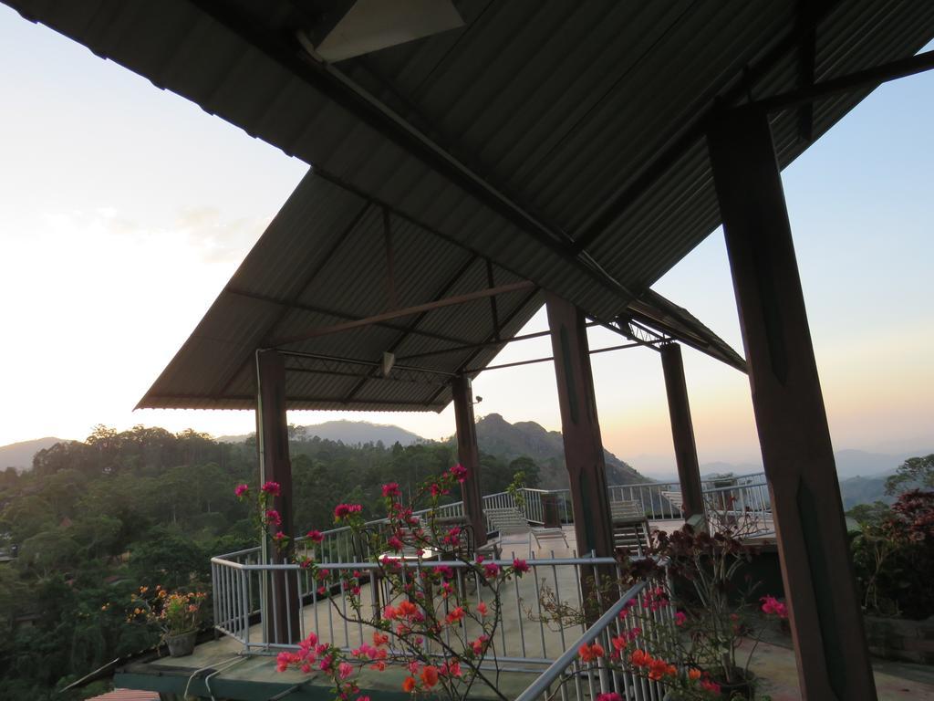 Hilltop Guest House Ella Bagian luar foto